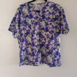 Peaches Womens Floral Scrub Top